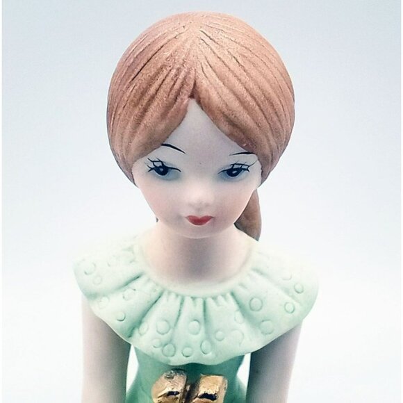 Enesco Growing Up Girls Figure Age 11 Blonde Girl in Green Dress Vintage 5.25 In - Picture 3 of 14